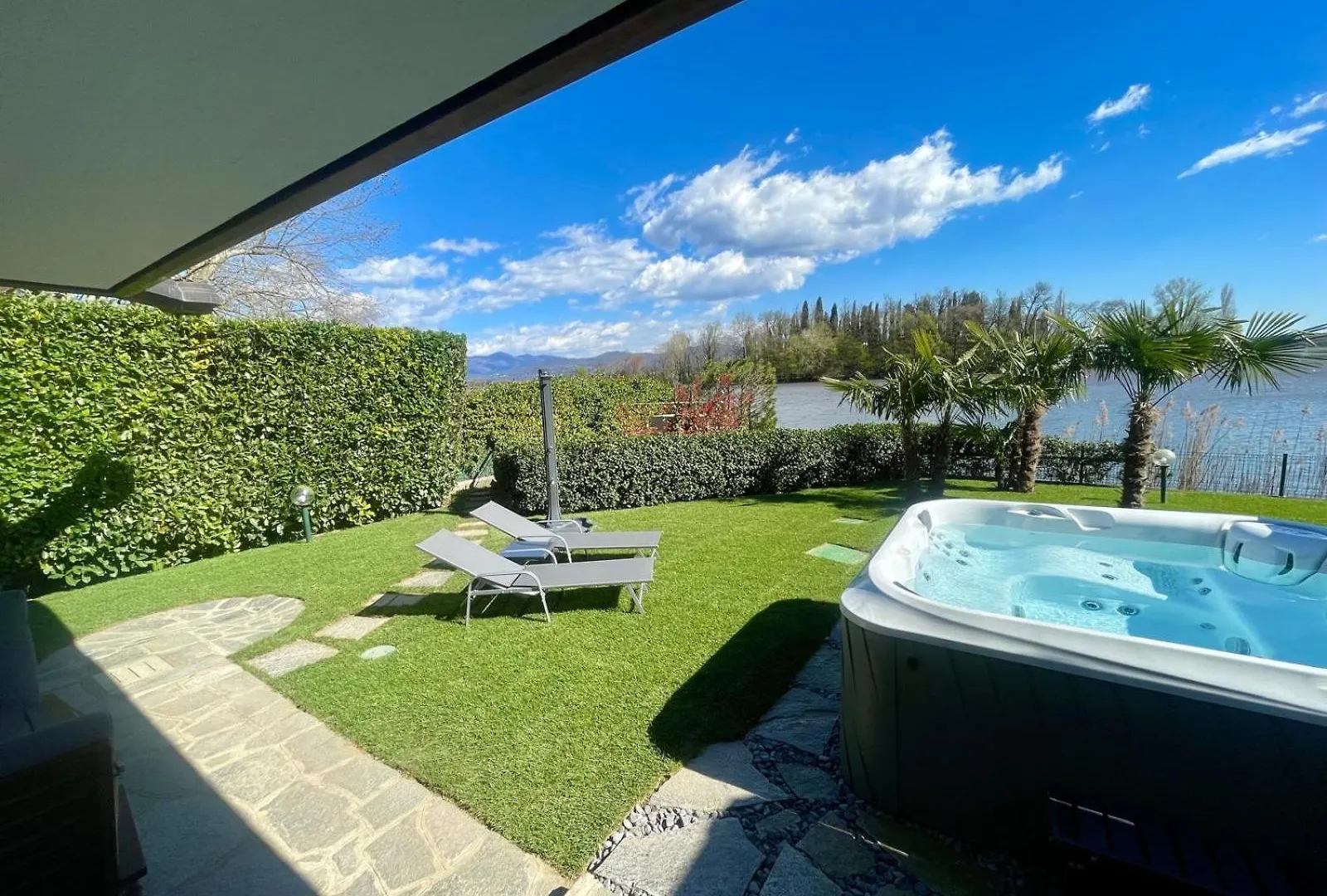Lake Home Holiday Wellness Villa Da Sogno Sul Lago Pusiano 0*,